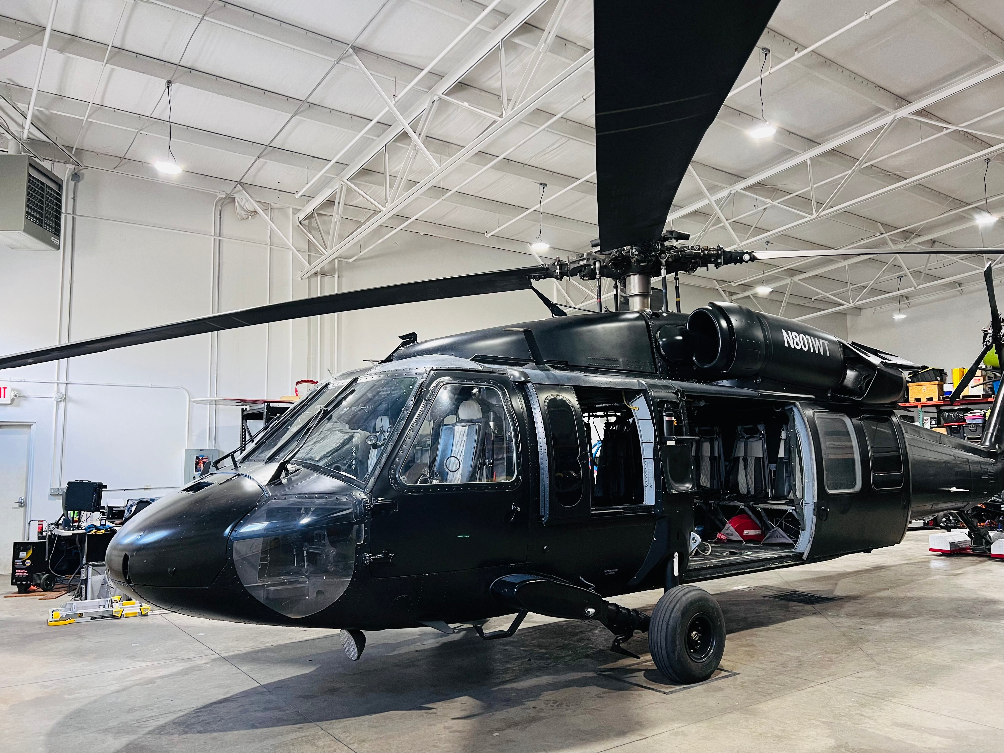 Legends AD903: Heavy D's UH-60A Black Hawk-6