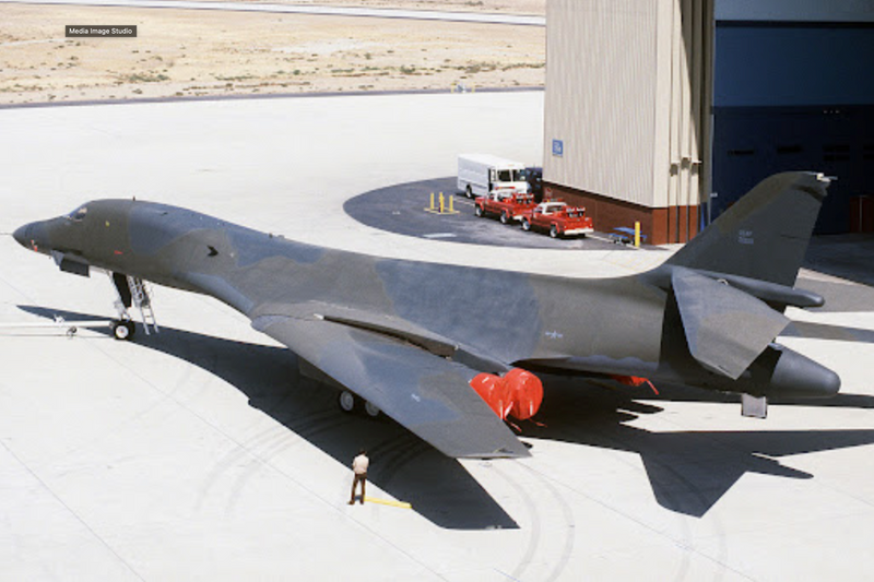 Legends AD301: B-1B Lancer-6