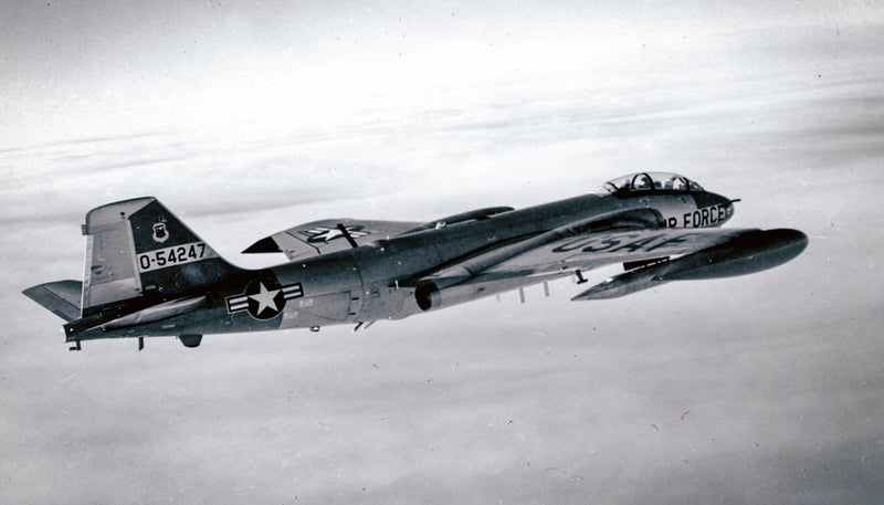 Legends AD1006: EB-57E Canberra-2